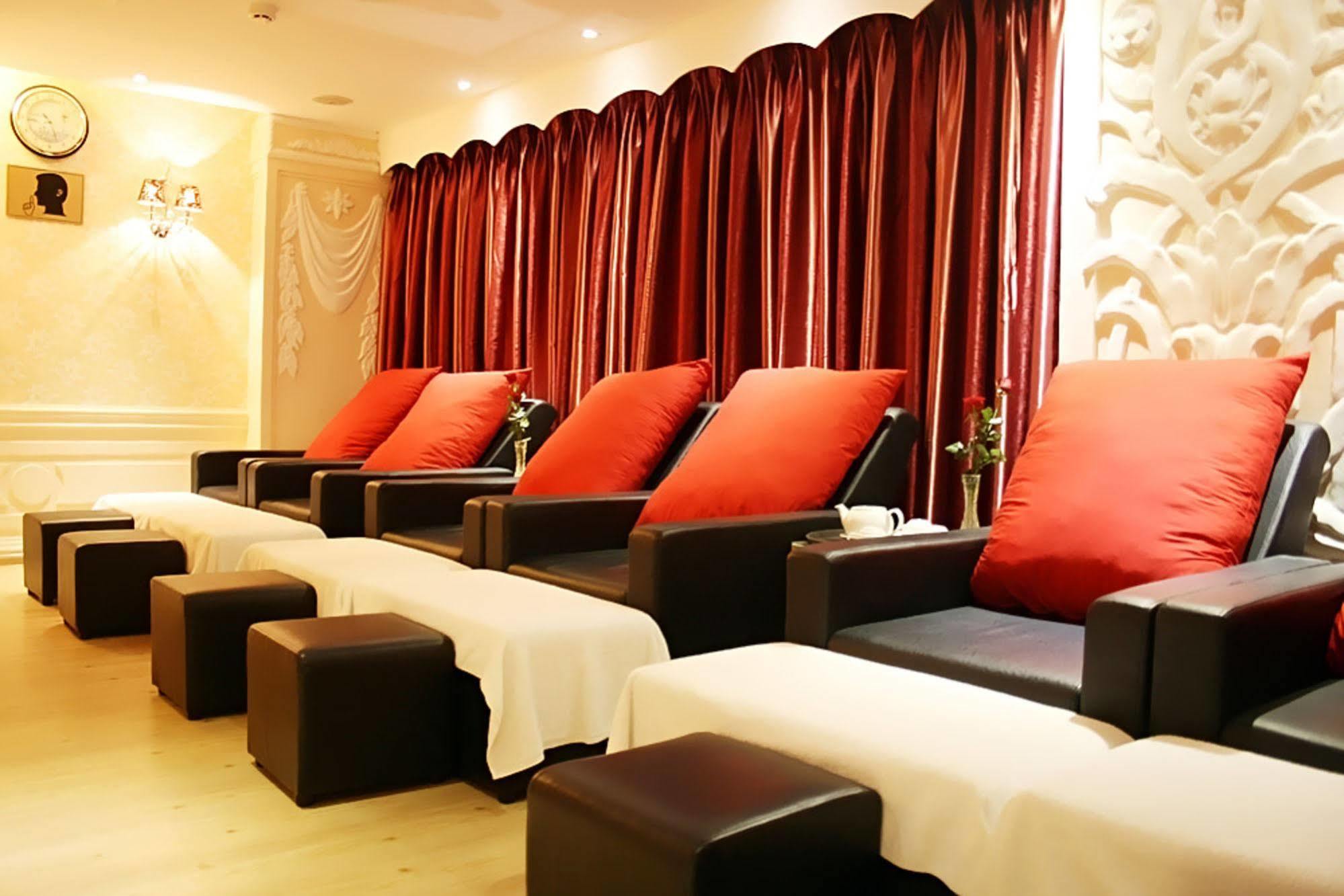 Sky Gem Hotel - Ben Thanh Хошимин Экстерьер фото